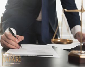 نقش وکیل در خرید و فروش زمین تغییر کاربری داده شده