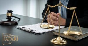 نقش وکیل متخصص در دعاوی شهرداری و تاثیر آن استفاده غیرقانونی از فضای عمومی آن بر